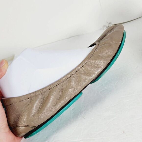 Tieks by Gavrieli Women's Size US 8 Taupe Leather Slip On Ballet Flats - Picture 8 of 12